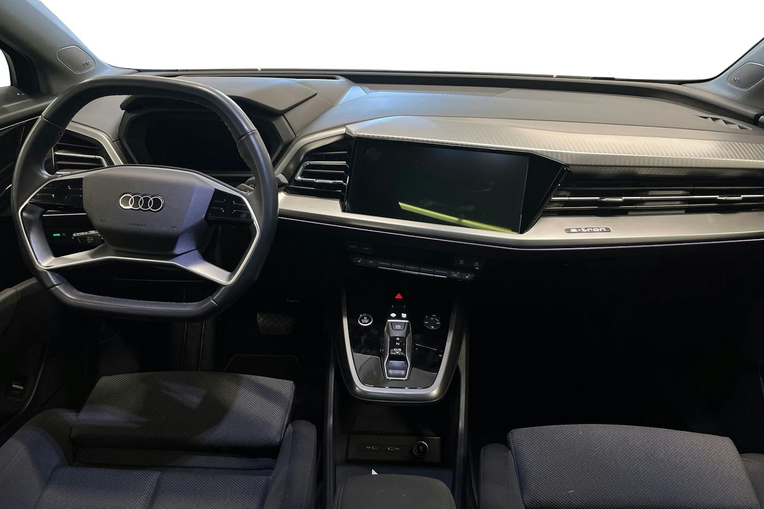 violetti Audi Q4 e-tron 2023 kuva 9.