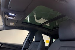 violetti Audi Q4 e-tron 2023 kuva 16.