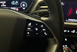 violetti Audi Q4 e-tron 2023 kuva 18.