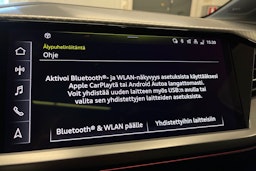 violetti Audi Q4 e-tron 2023 kuva 26.