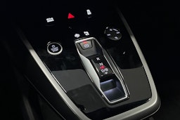 violetti Audi Q4 e-tron 2023 kuva 30.