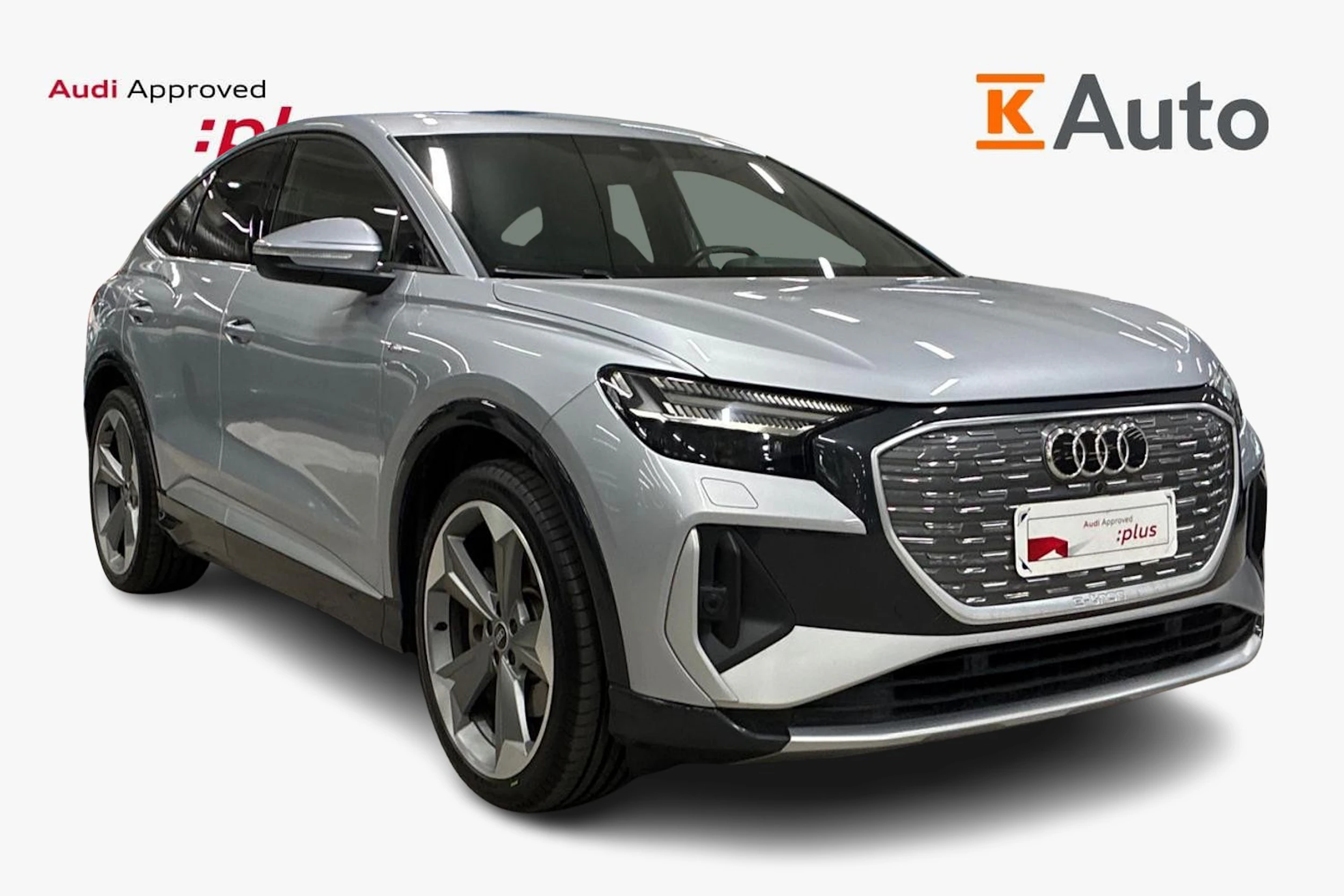 harmaa Audi Q4 e-tron 2023 kuva 1.