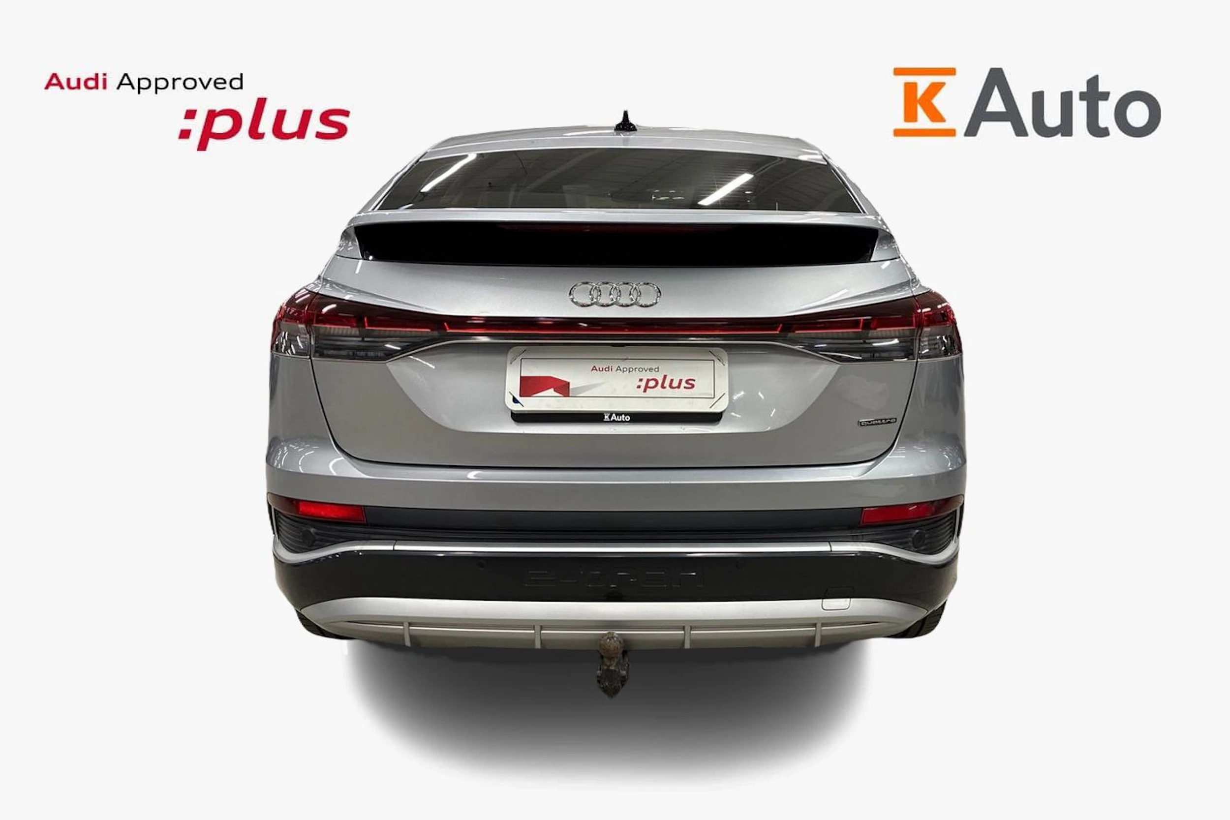 harmaa Audi Q4 e-tron 2023 kuva 3.
