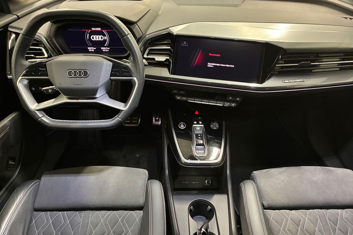 Audi Q4 e-tron 2023, photo 7/32