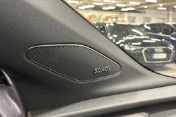 harmaa Audi Q4 e-tron 2023 kuva 31.