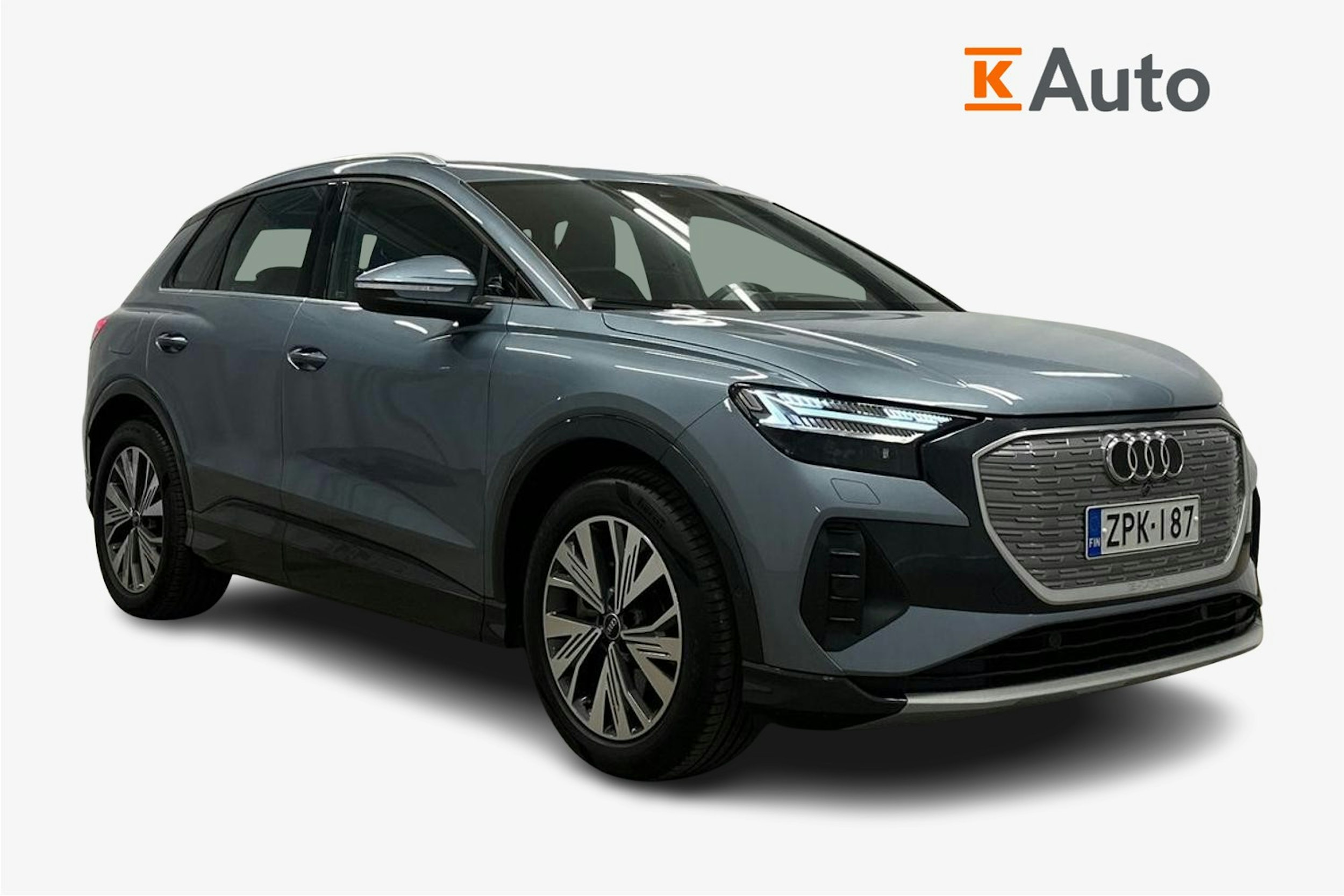 sininen Audi Q4 e-tron 2023 kuva 1.