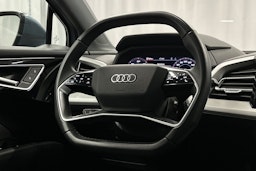 sininen Audi Q4 e-tron 2023 kuva 14.