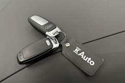 sininen Audi Q4 e-tron 2023 kuva 33.