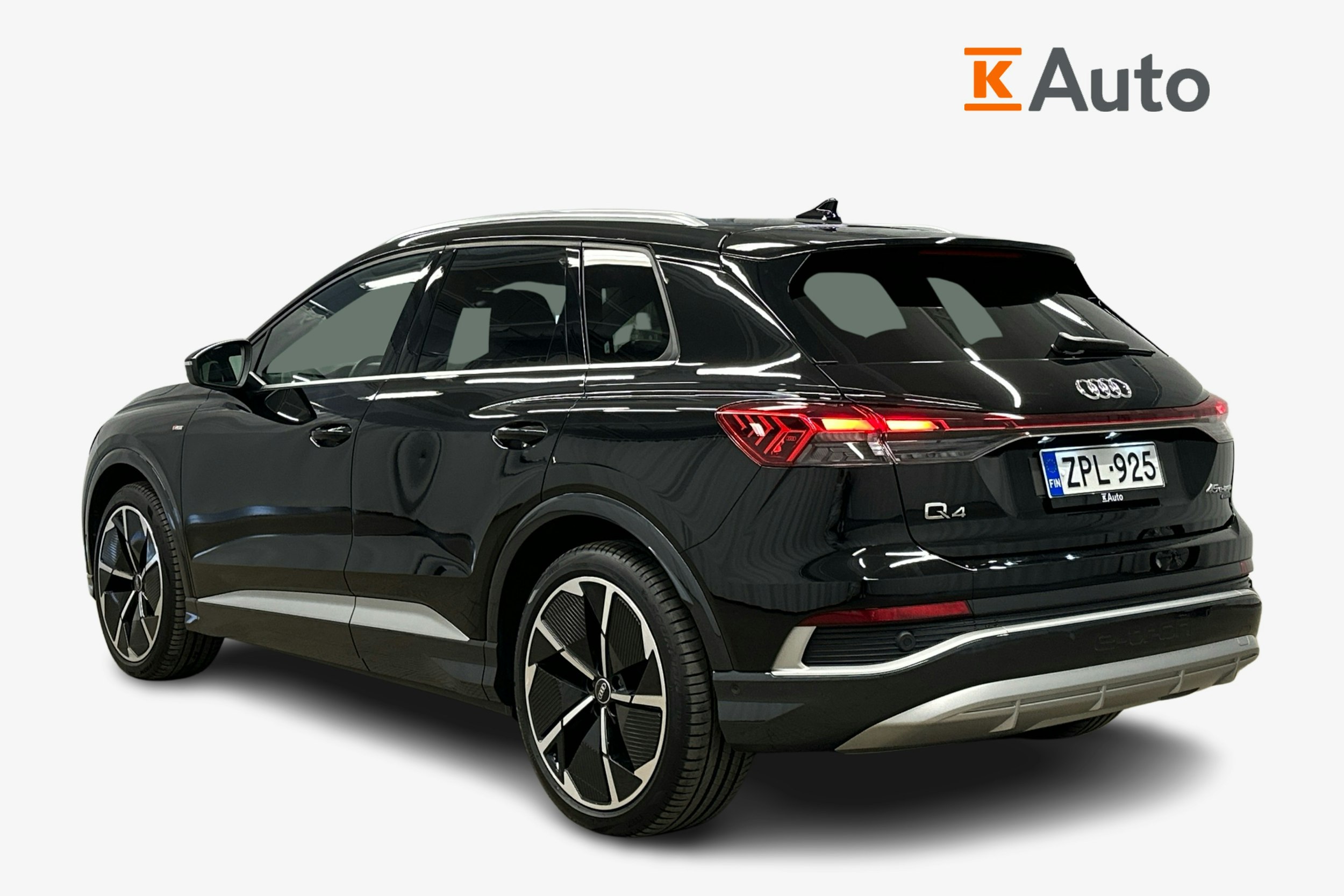 musta Audi Q4 e-tron 2023 kuva 2.