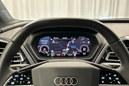 musta Audi Q4 e-tron 2023 kuva 12.