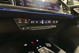 musta Audi Q4 e-tron 2023 kuva 21.