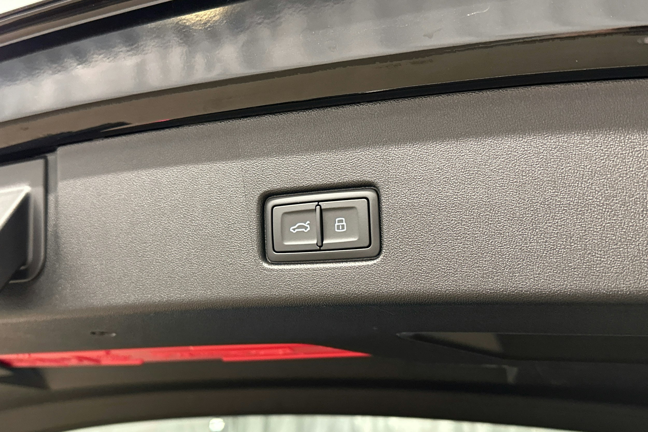musta Audi Q4 e-tron 2023 kuva 31.