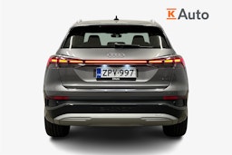harmaa Audi Q4 e-tron 2023 kuva 3.