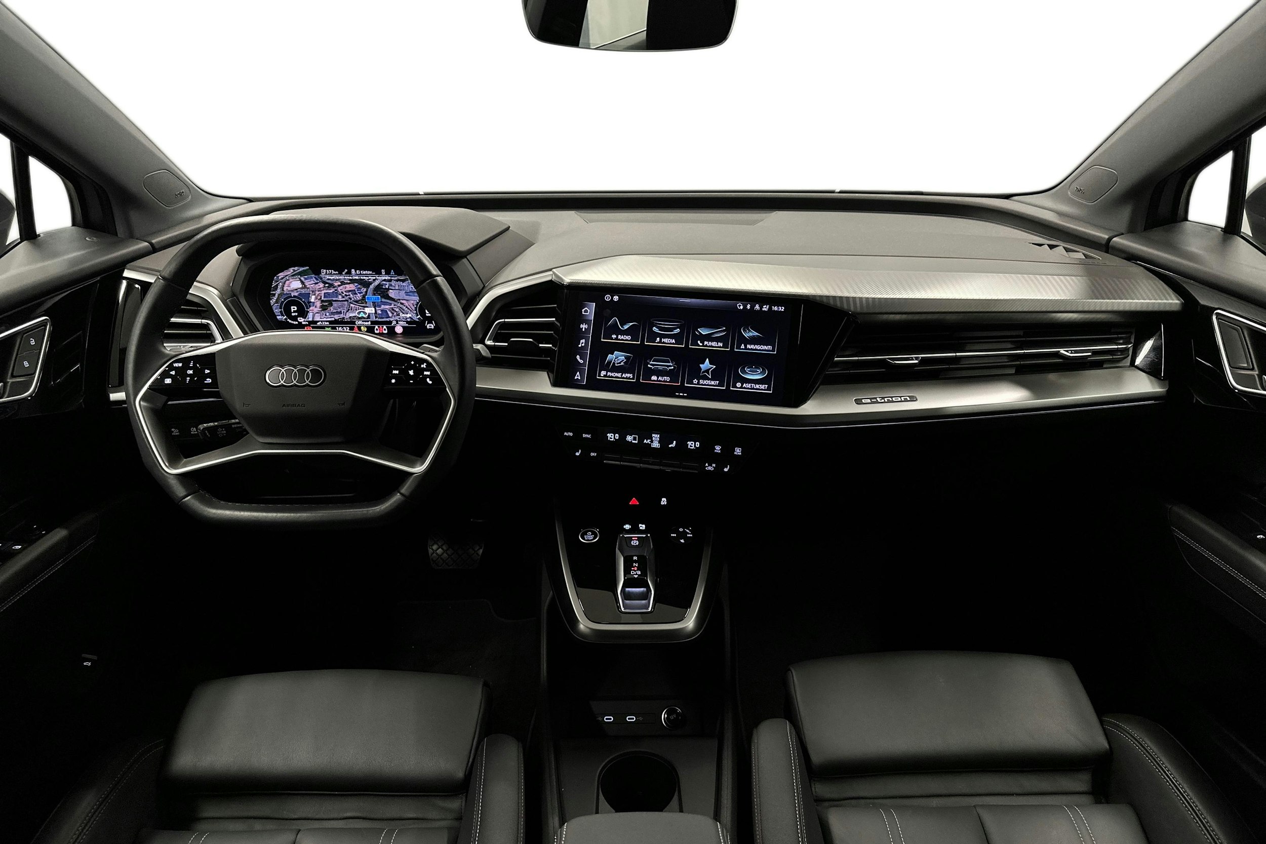 harmaa Audi Q4 e-tron 2023 kuva 9.