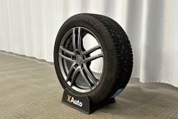 harmaa Audi Q4 e-tron 2023 kuva 13.
