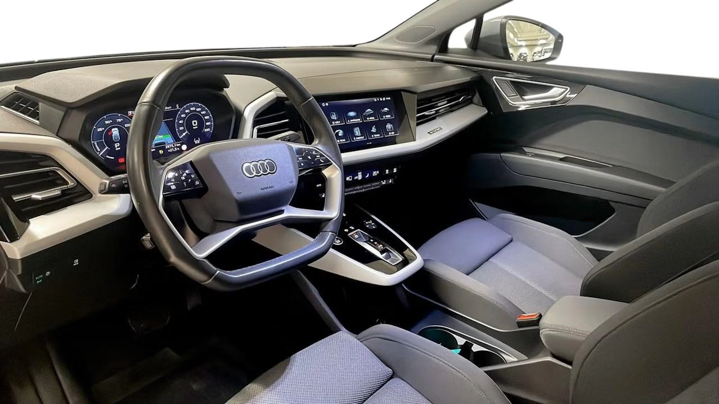 hopea Audi Q4 e-tron 2024 kuva 3.