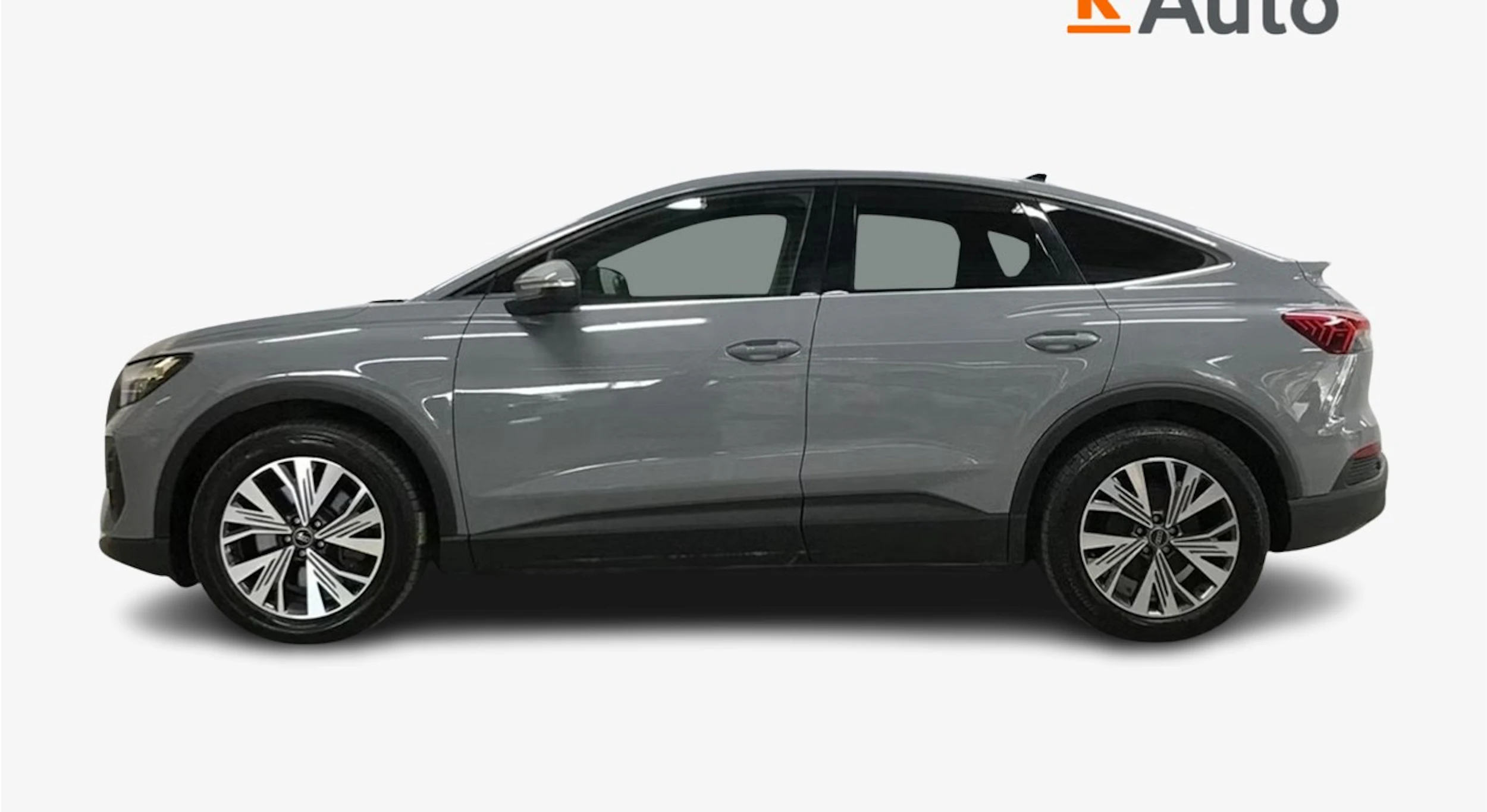 harmaa Audi Q4 e-tron 2024 kuva 3.