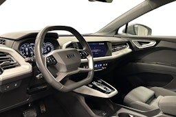 harmaa Audi Q4 e-tron 2024 kuva 3.