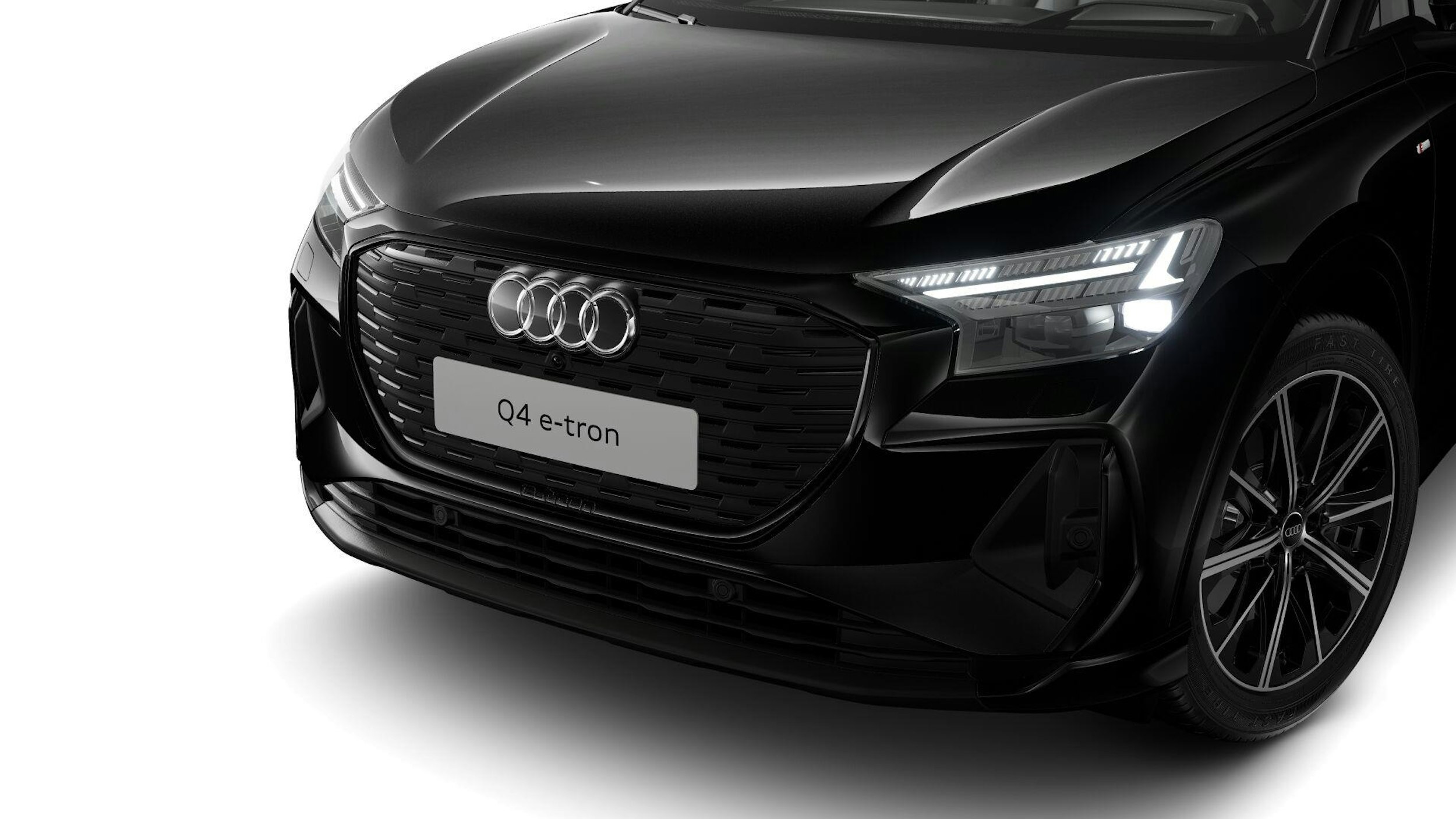 musta Audi Q4 e-tron 2024 kuva 2.