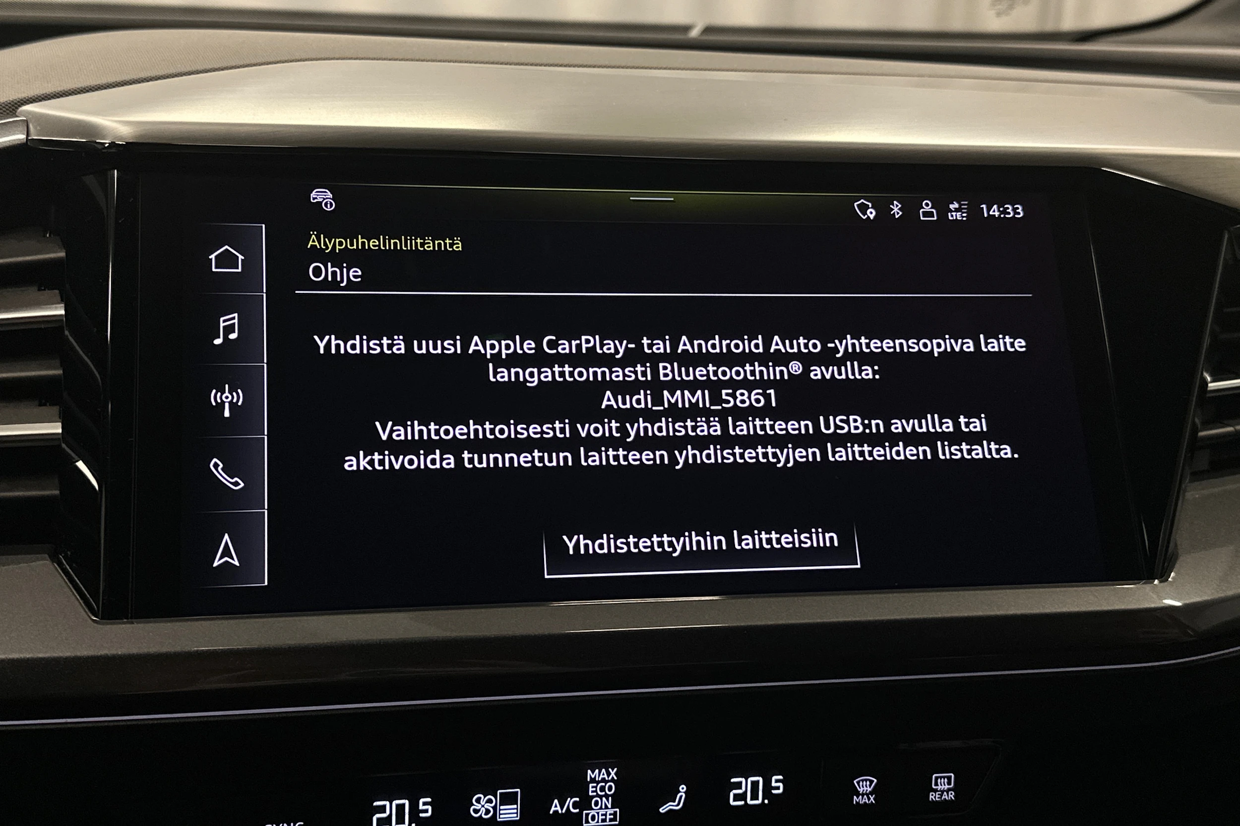harmaa Audi Q4 e-tron 2024 kuva 23.