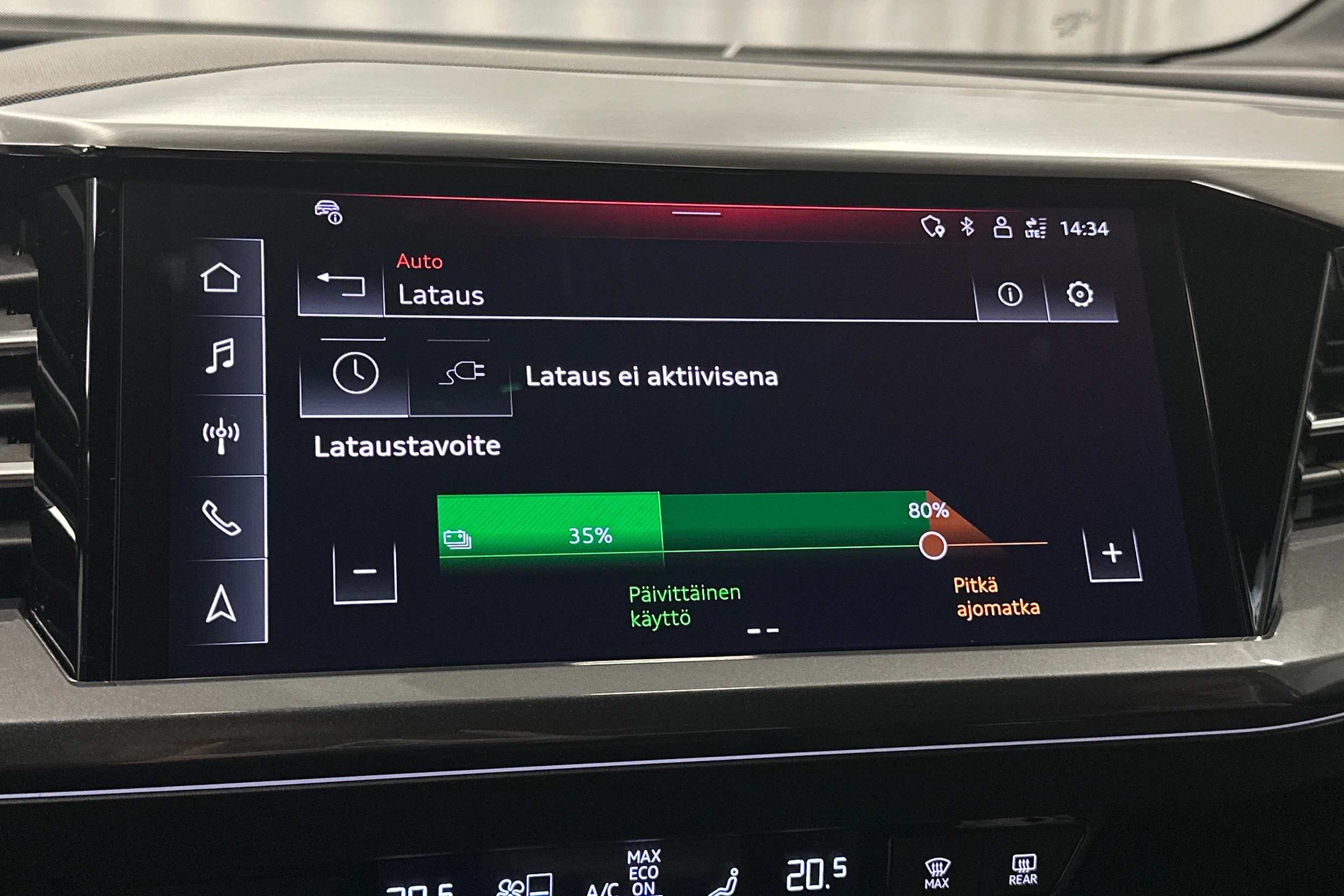 harmaa Audi Q4 e-tron 2024 kuva 26.