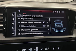 harmaa Audi Q4 e-tron 2024 kuva 31.