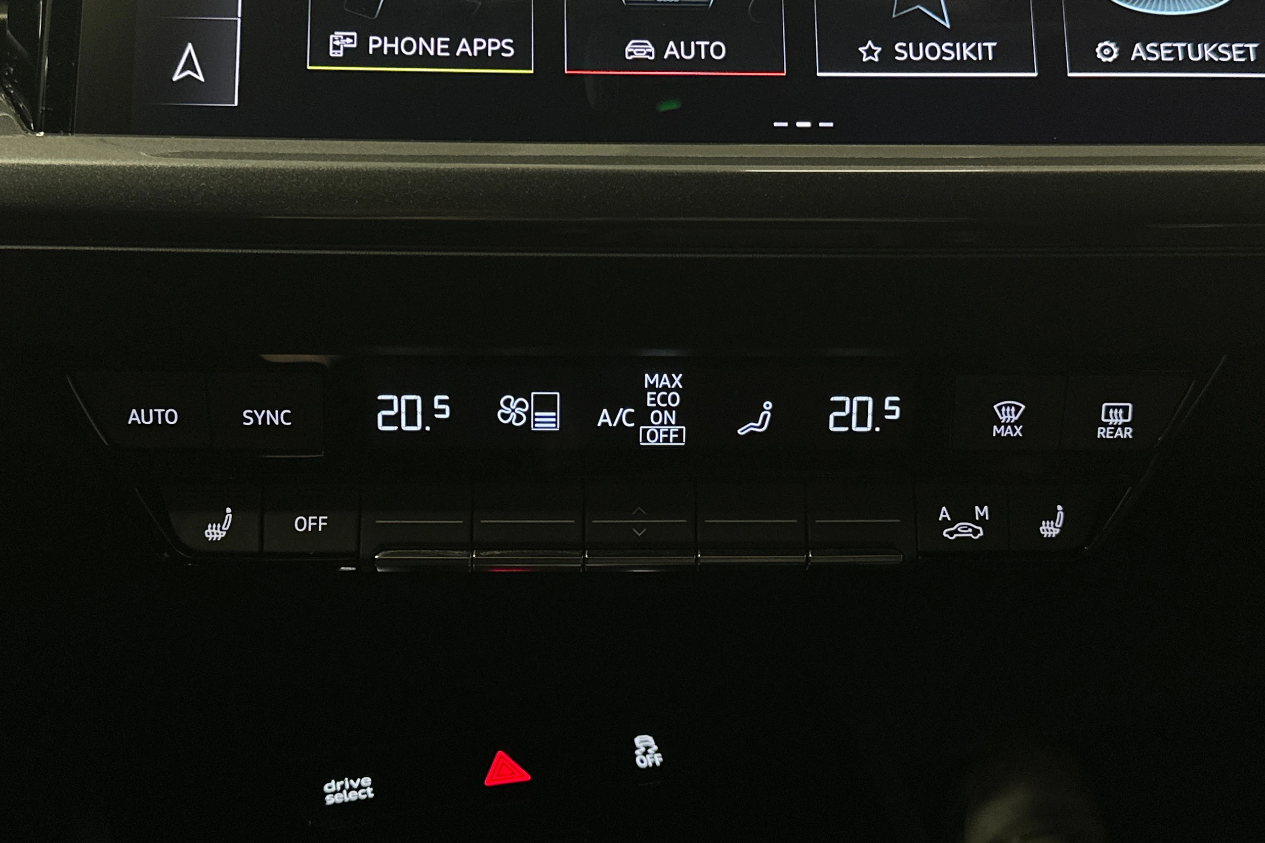 harmaa Audi Q4 e-tron 2024 kuva 36.