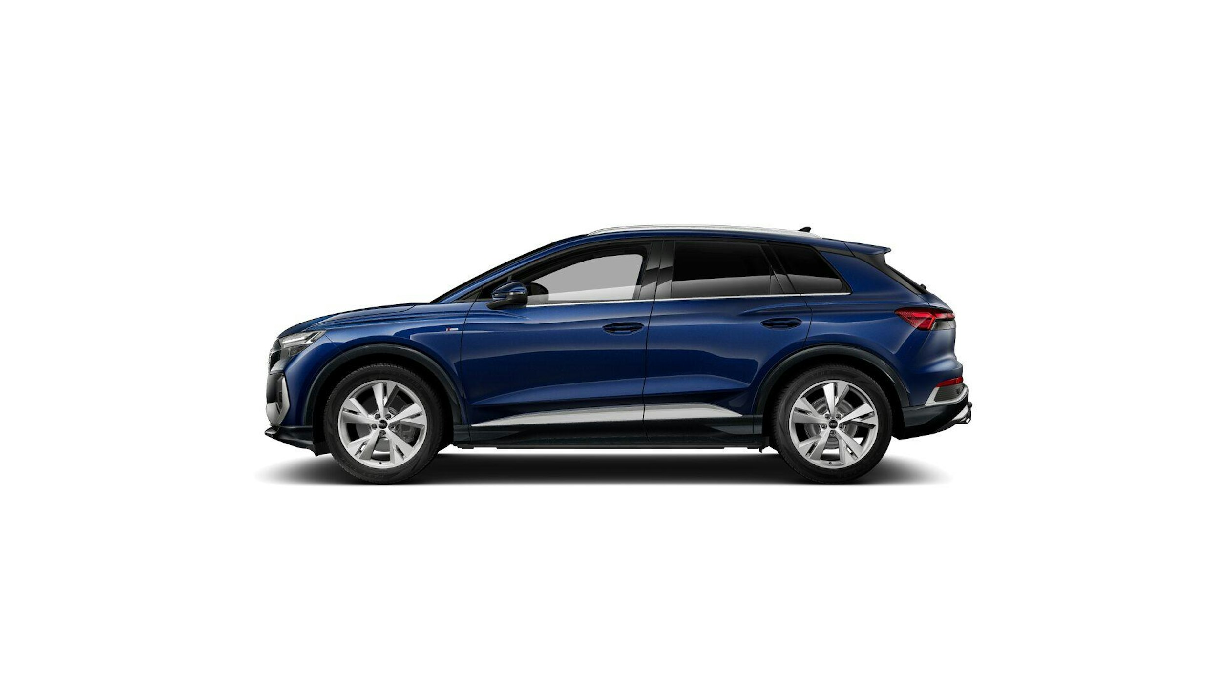 sininen Audi Q4 e-tron 2024 kuva 6.
