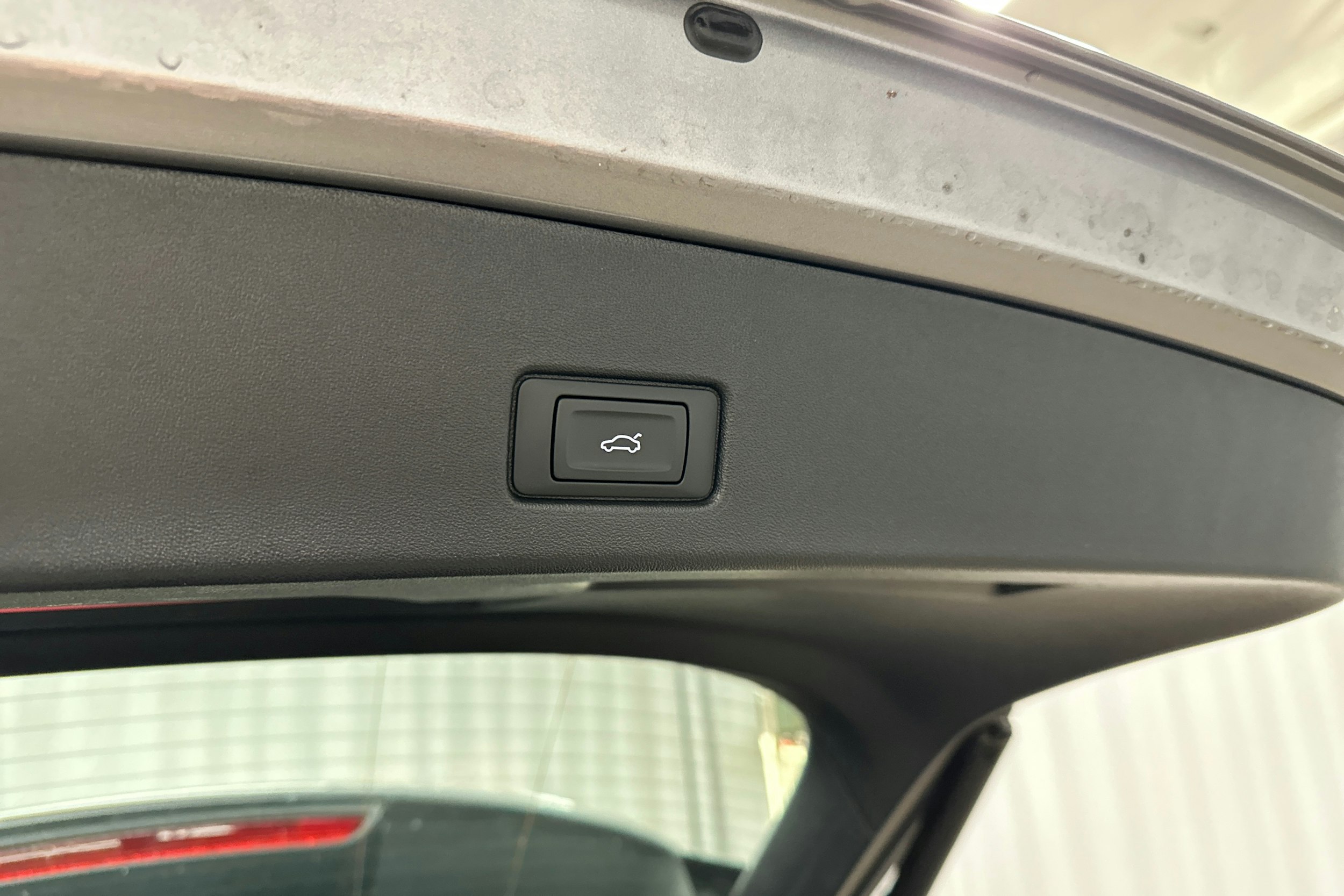 harmaa Audi Q4 e-tron 2024 kuva 26.