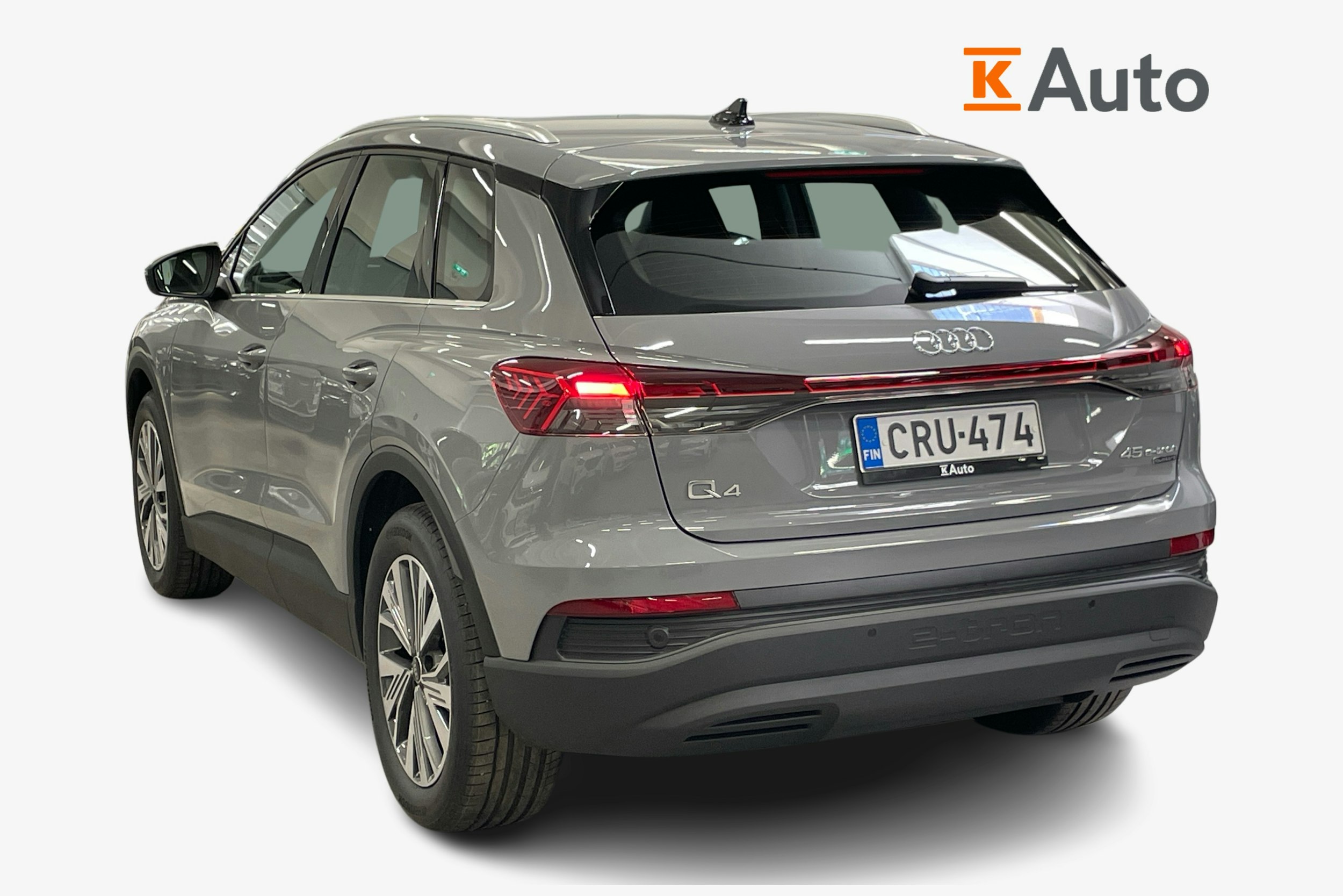 harmaa Audi Q4 e-tron 2024 kuva 2.