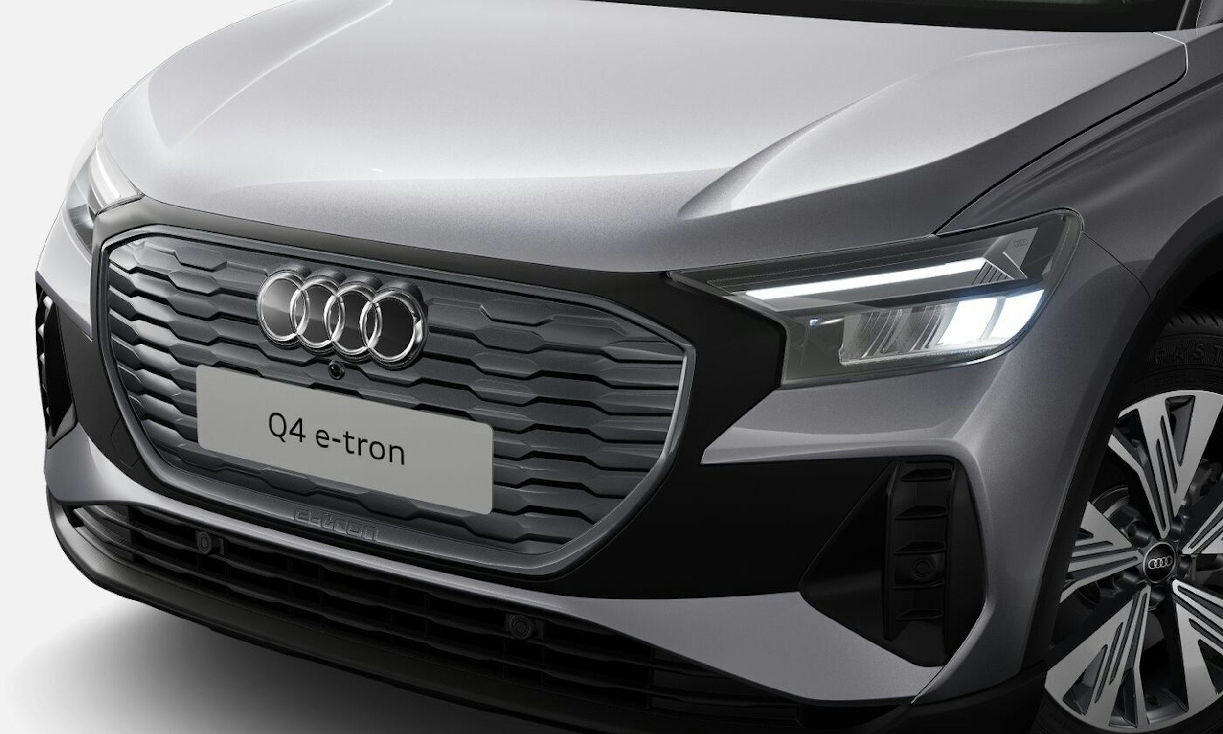 florett harmaa Audi Q4 e-tron 2024 kuva 8.