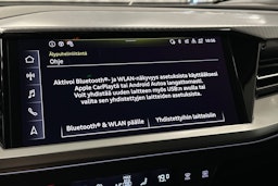 valkoinen Audi Q4 e-tron 2024 kuva 24.