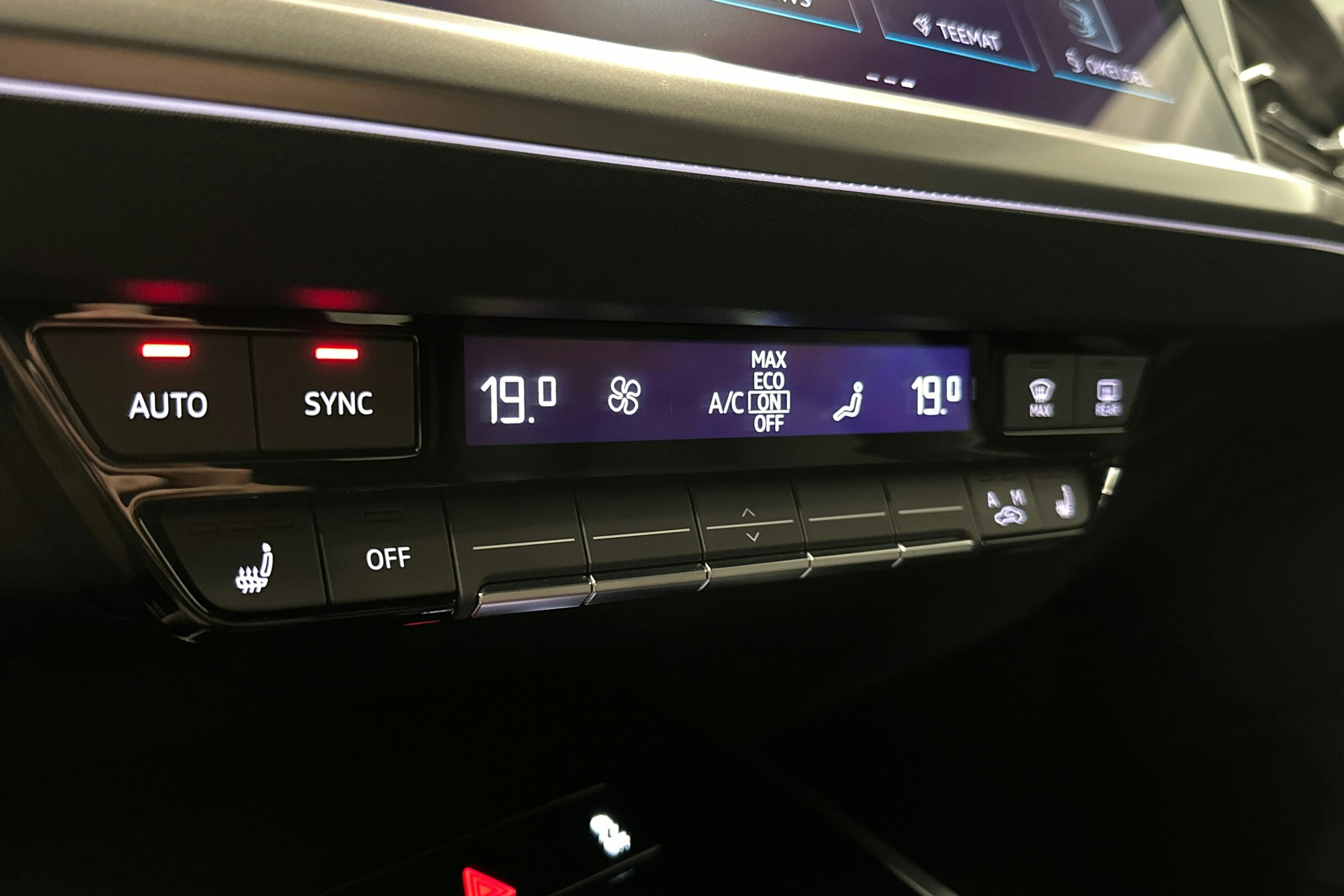 valkoinen Audi Q4 e-tron 2024 kuva 30.