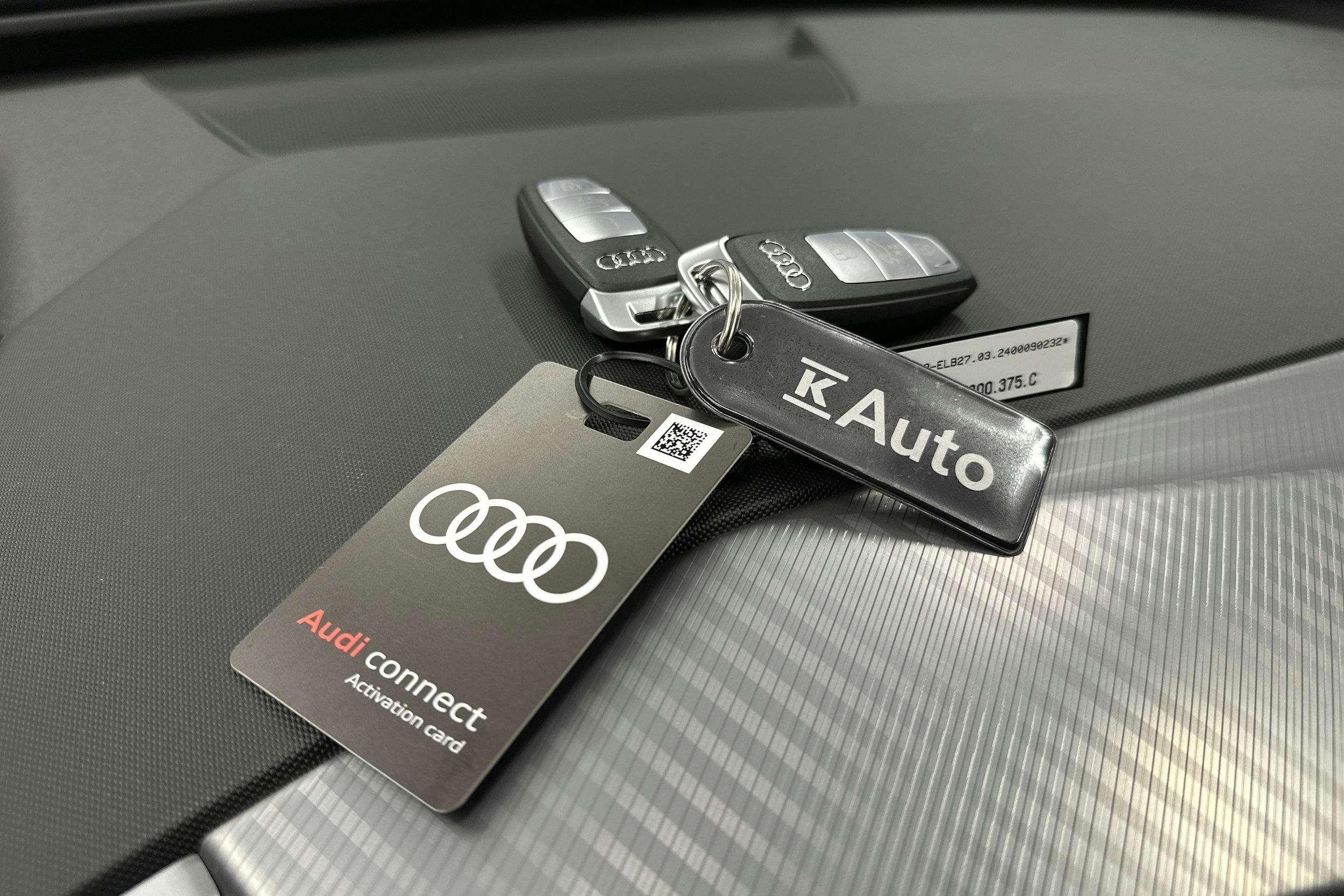 valkoinen Audi Q4 e-tron 2024 kuva 32.