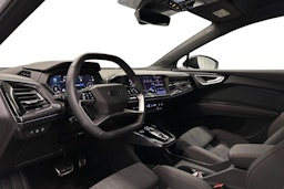 valkoinen Audi Q4 e-tron 2025 kuva 7.
