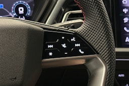 valkoinen Audi Q4 e-tron 2025 kuva 20.