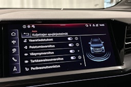 valkoinen Audi Q4 e-tron 2025 kuva 29.