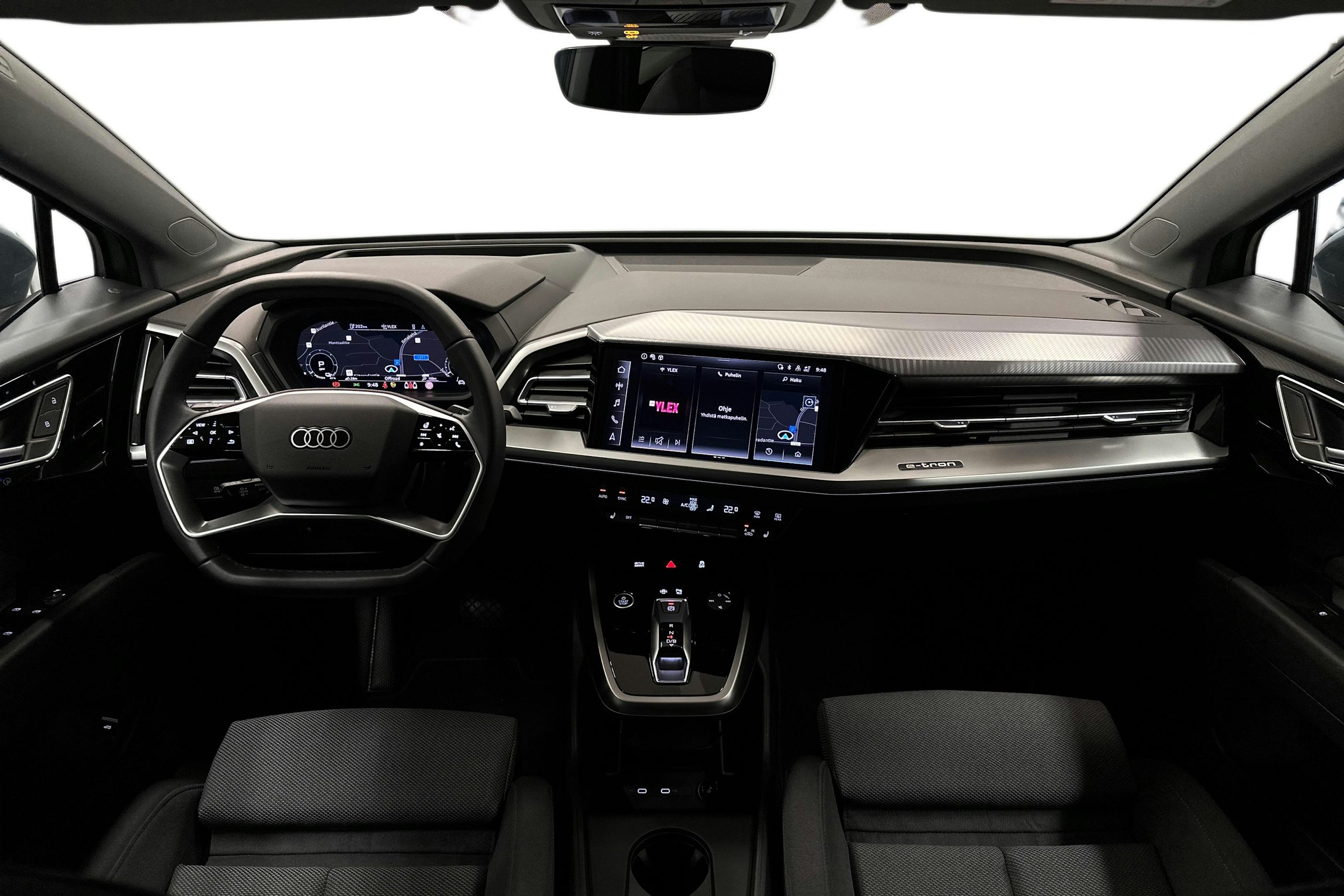 sininen Audi Q4 e-tron 2024 kuva 9.