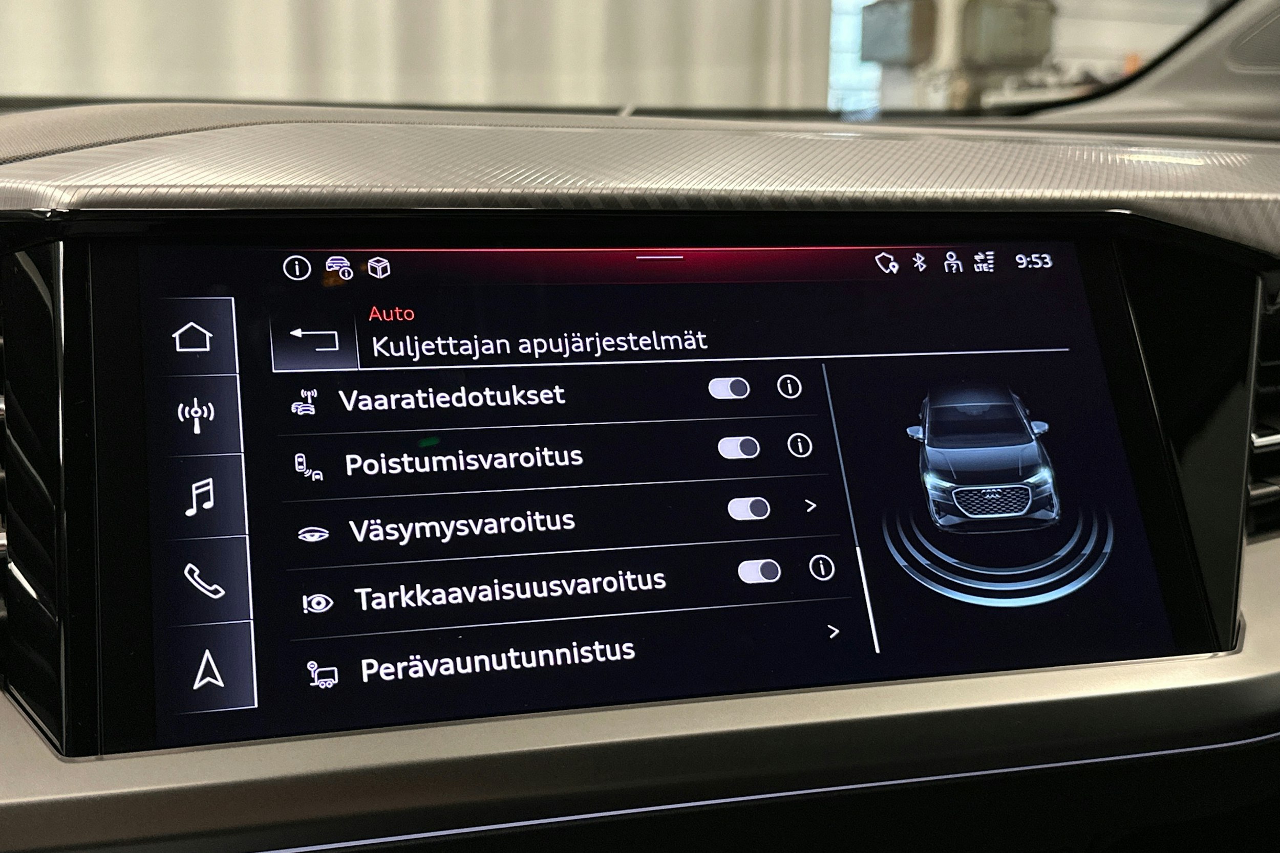 sininen Audi Q4 e-tron 2024 kuva 31.