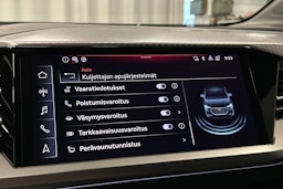 sininen Audi Q4 e-tron 2024 kuva 31.