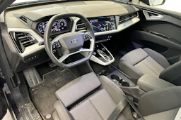 met. vihreä Audi Q4 e-tron 2024 kuva 3.