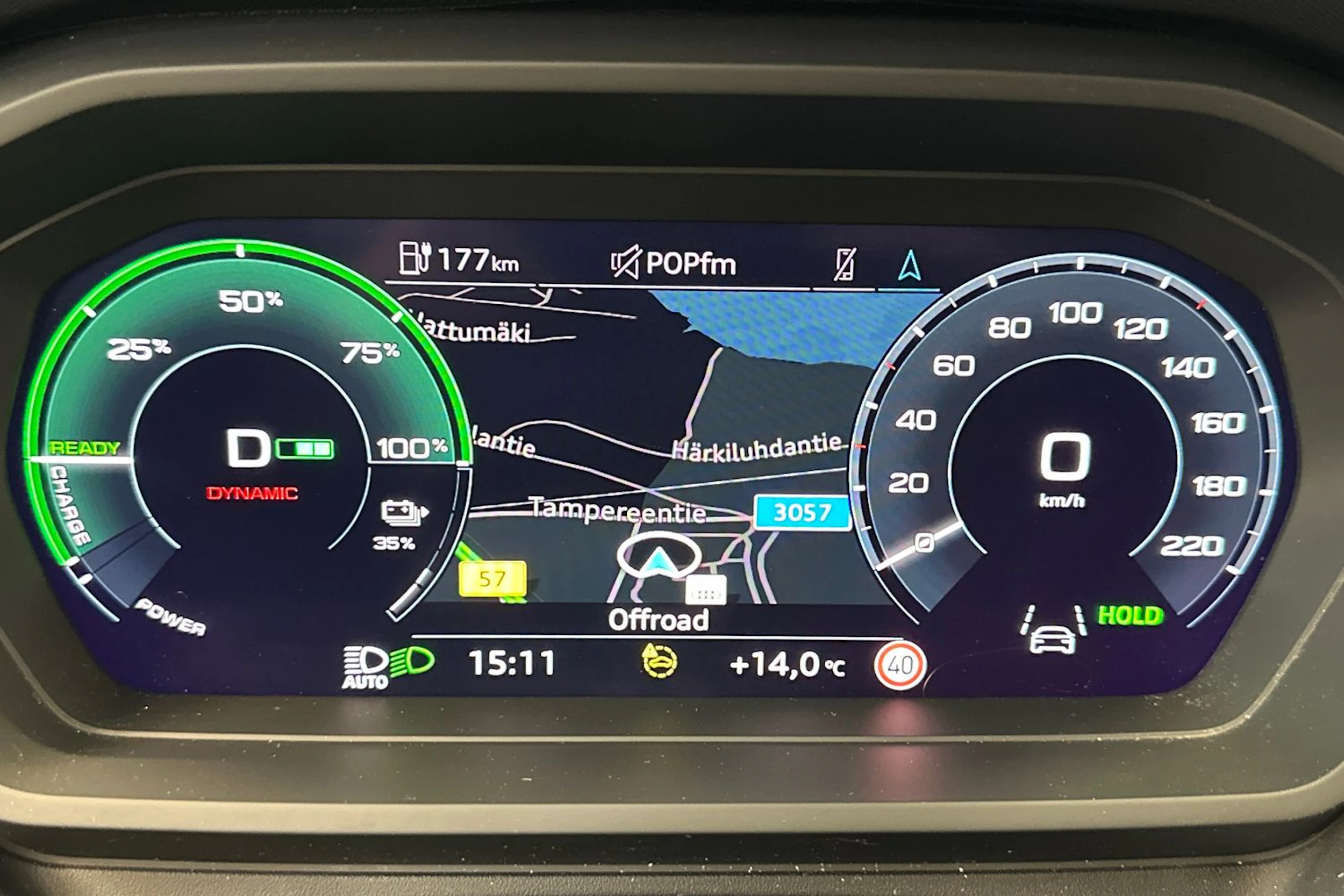 met. vihreä Audi Q4 e-tron 2024 kuva 23.