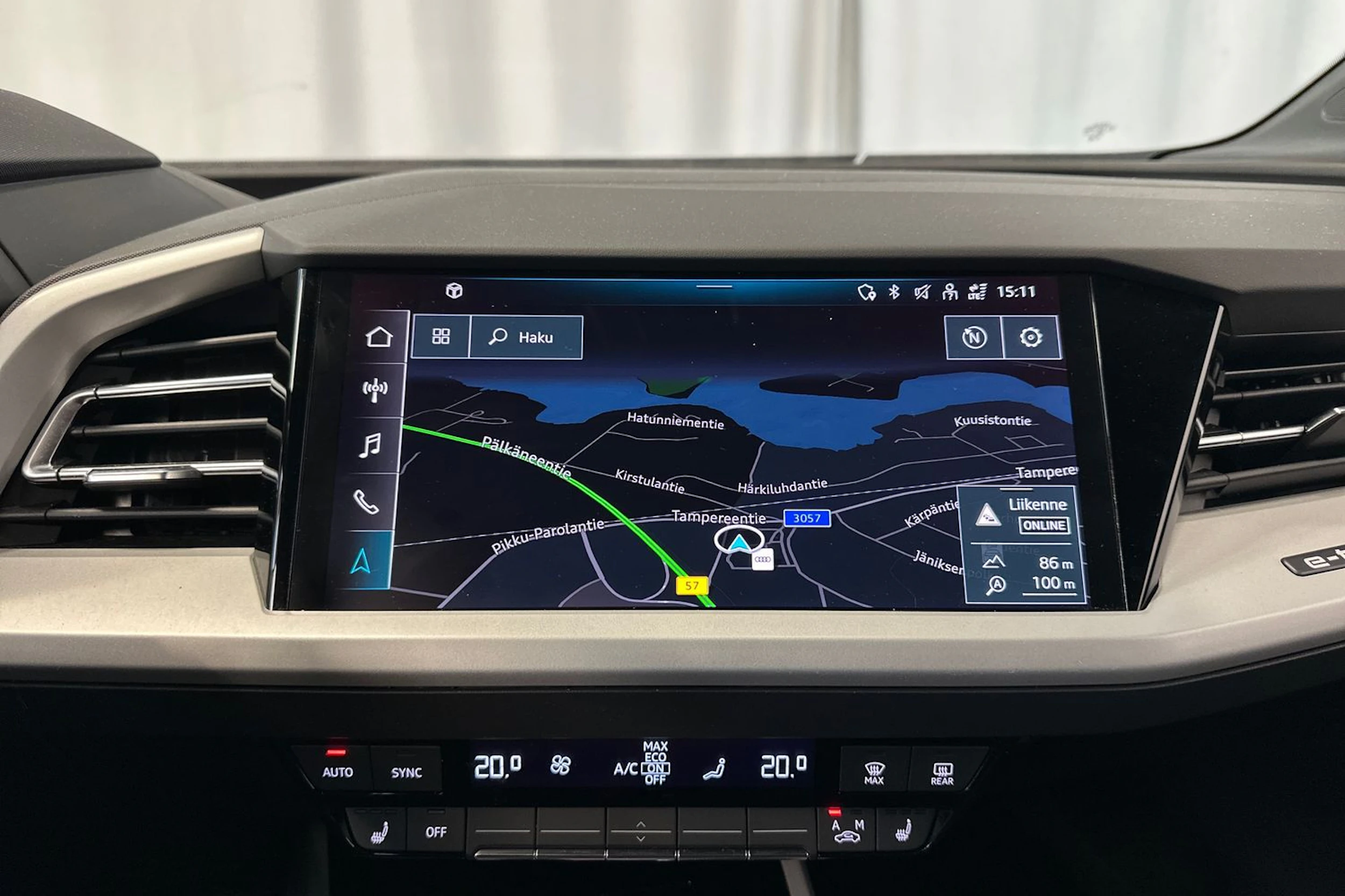 met. vihreä Audi Q4 e-tron 2024 kuva 25.