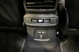 met. vihreä Audi Q4 e-tron 2024 kuva 29.