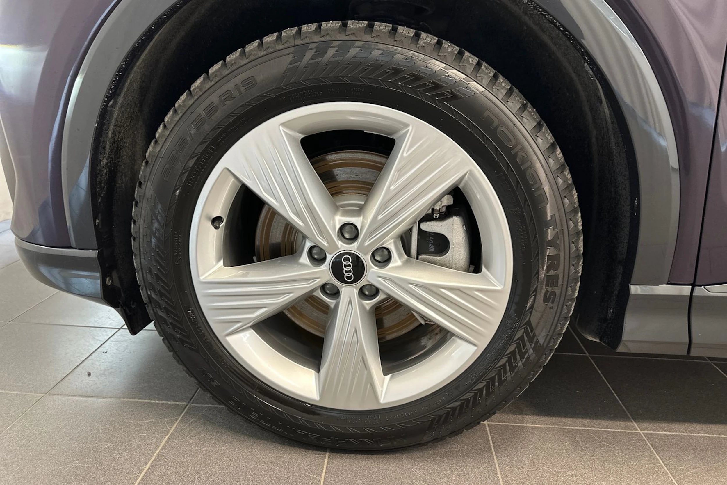 met. vihreä Audi Q4 e-tron 2024 kuva 30.