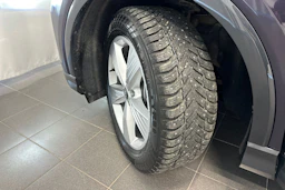 met. vihreä Audi Q4 e-tron 2024 kuva 31.