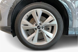 harmaa Audi Q4 e-tron 2024 kuva 11.