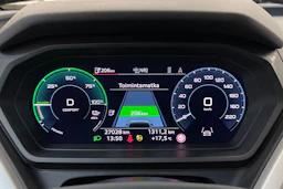 musta Audi Q4 e-tron 2024 kuva 15.