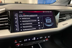 musta Audi Q4 e-tron 2024 kuva 25.