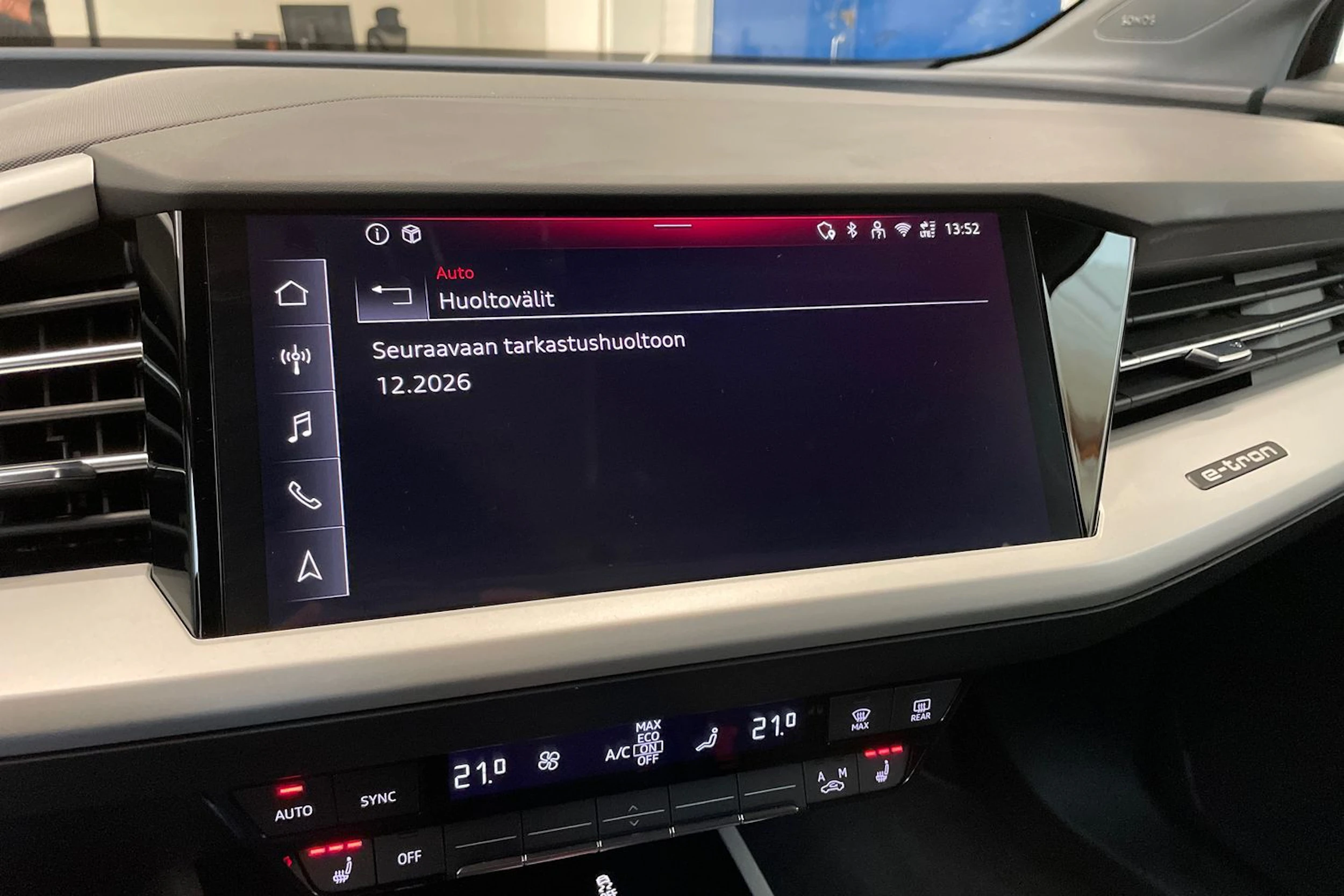musta Audi Q4 e-tron 2024 kuva 26.
